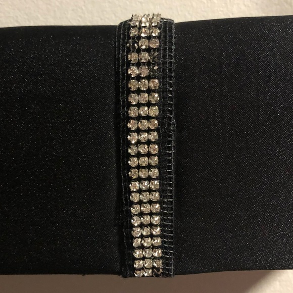 Fancy chain crossbody black with faux crystals - Picture 5 of 8